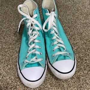 blue converse size men’s 9.5 / women’s 11.5